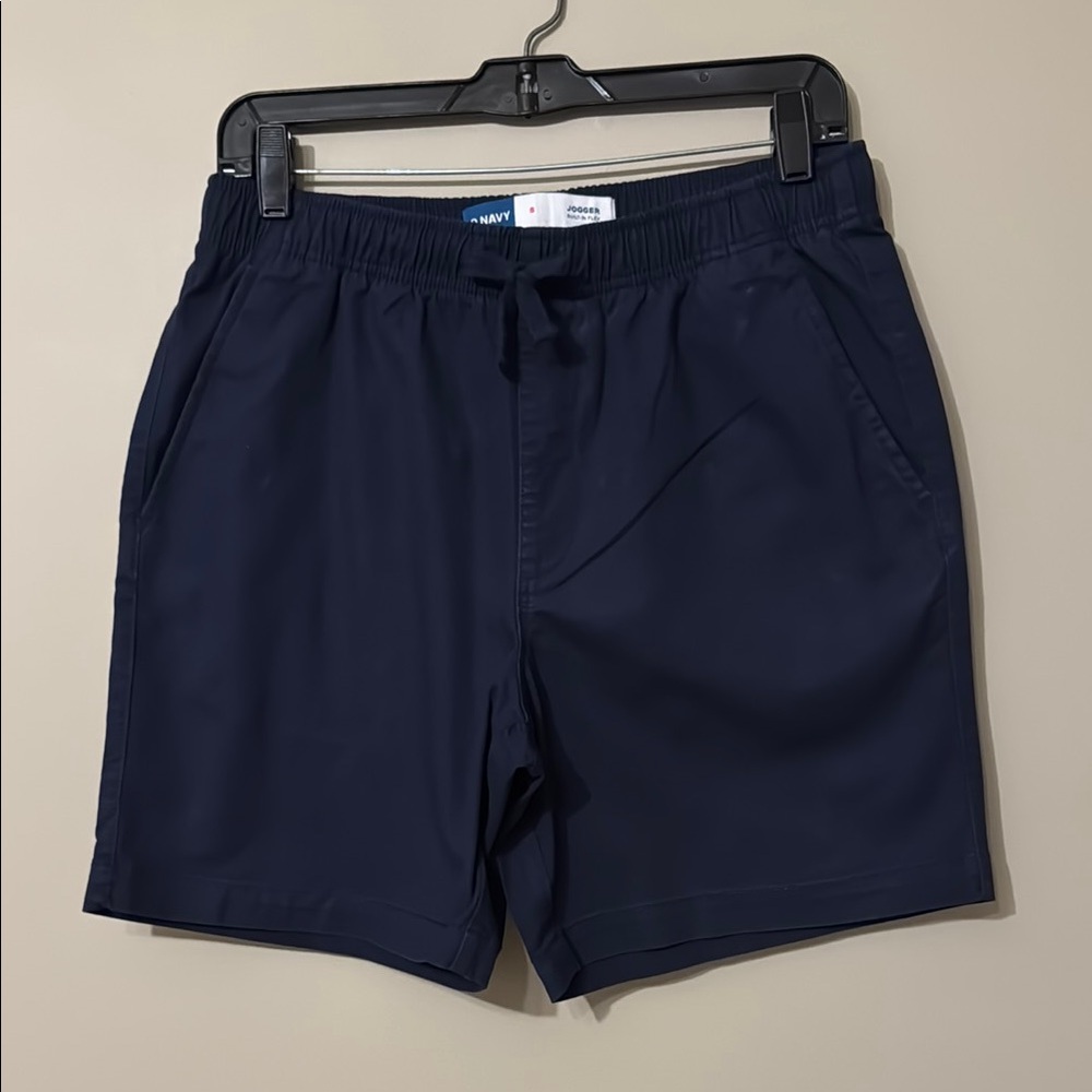 Old Navy twill shorts, 7 in inseam, navy blue, size small